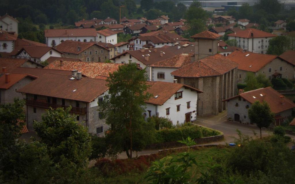 Hostal Rural Elosta Lekunberri Exterior photo